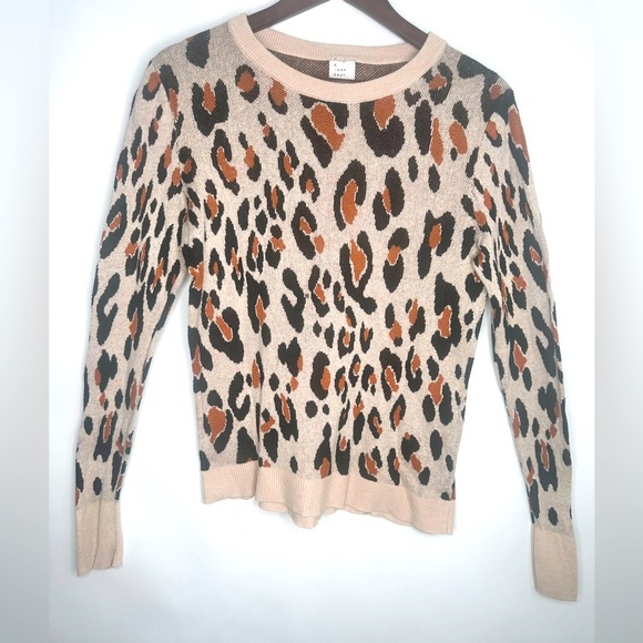 a new day Cheetah Crew Neck Sweater Size M - Picture 1 of 10